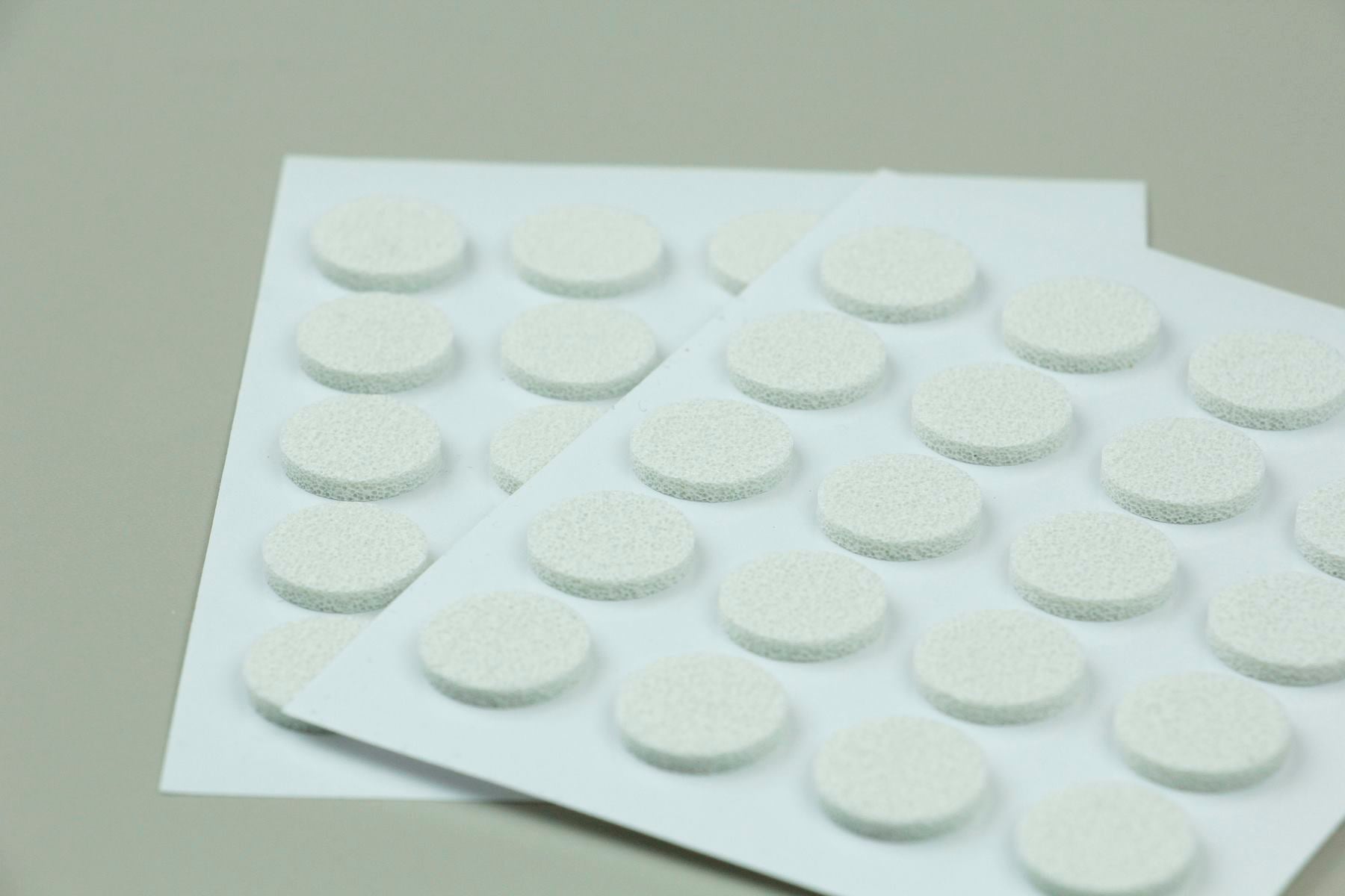 Self Adhesive Cabinet Door Bumpers - Noise Stopper - Wall Protection, Drawers, Cupboards, Cutting Boards, Glass Tops, Picture Frames, Kitchen Furniture - White/40Pcs